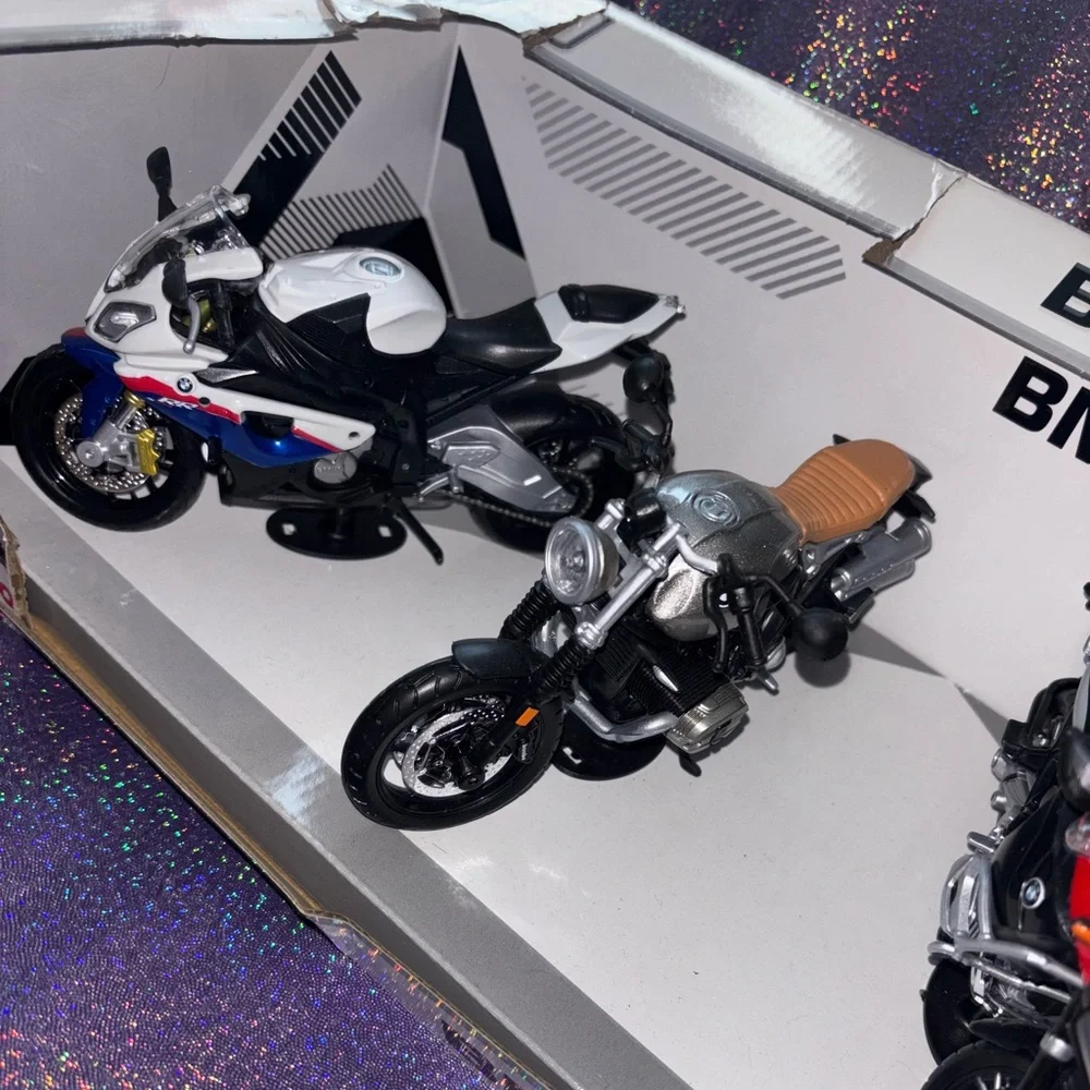 Maisto BMW Motorcycle Set